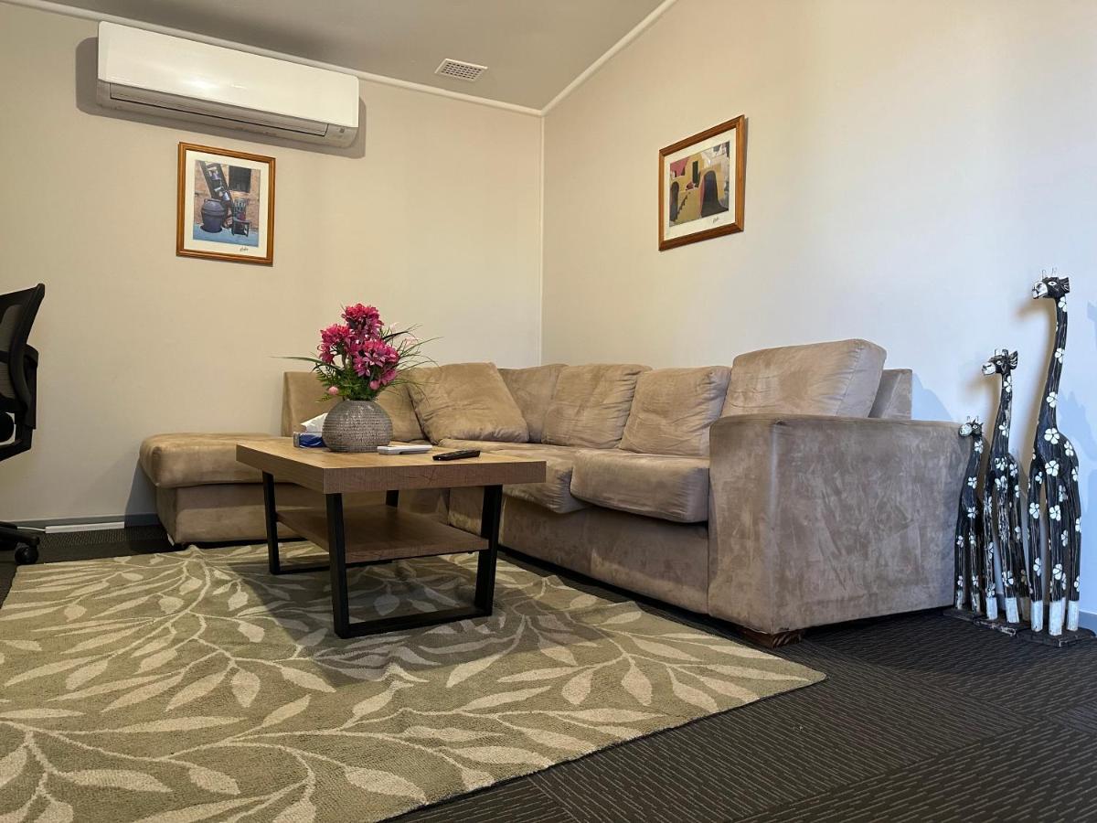 Copper City Motel Cobar Luaran gambar
